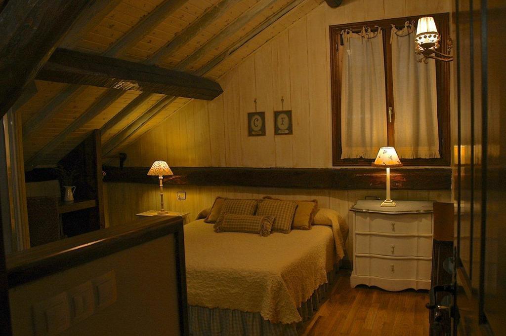 Hotel Casa Frauca Sarvisé Cameră foto